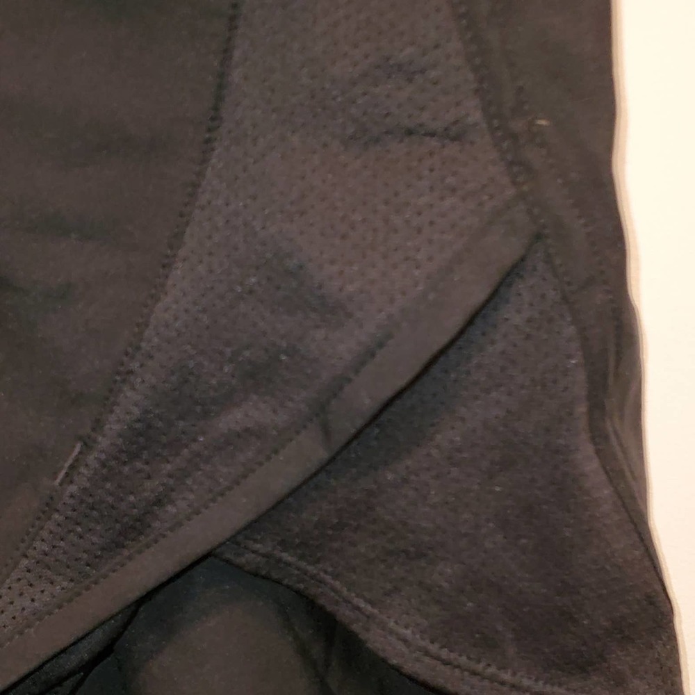 Under Armour Women's Black Running Workout Shorts Plus Size 1X - Picture 2 of 6